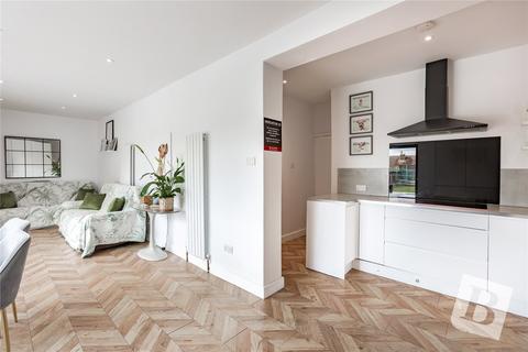 20 Bruce Grove, Wickford, SS11 8QN