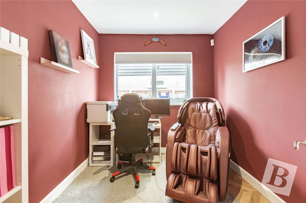Bedroom/Study