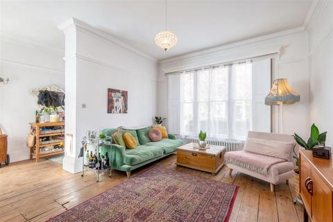 2 bedroom flat for sale, Bartholomew Road