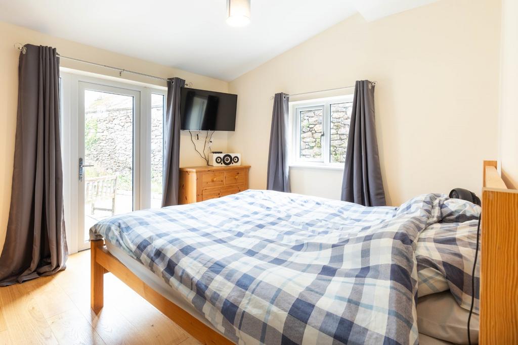 Ground Floor Bedroom 1