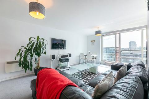2 bedroom flat for sale, St. George Wharf, London SW8