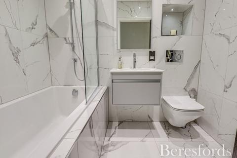 2 bedroom penthouse for sale, Eastfield Road, Brentwood, CM14