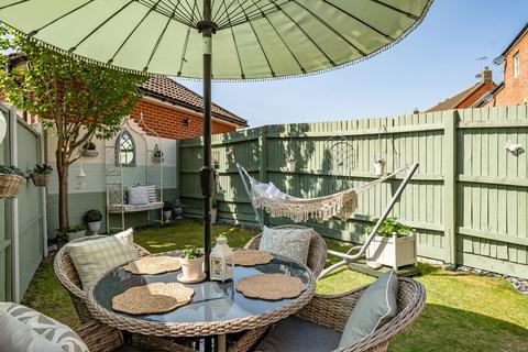 4 bedroom end of terrace house for sale, Victoria Walk, Berkshire RG40