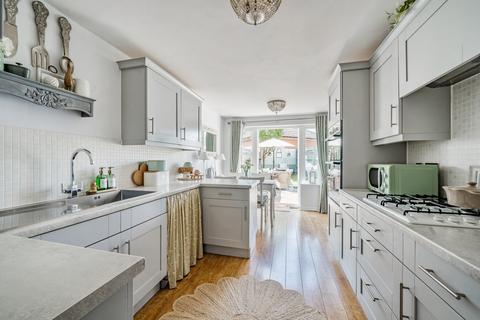 4 bedroom end of terrace house for sale, Victoria Walk, Berkshire RG40