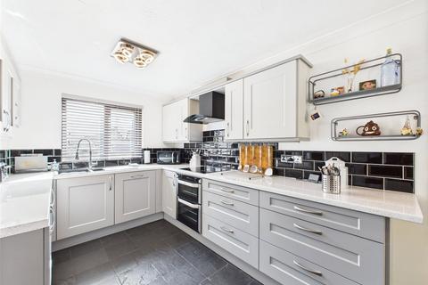 9 Park Pennkarn, Delabole, PL33 9HA