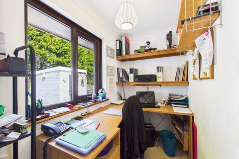 9 Park Pennkarn, Delabole, PL33 9HA