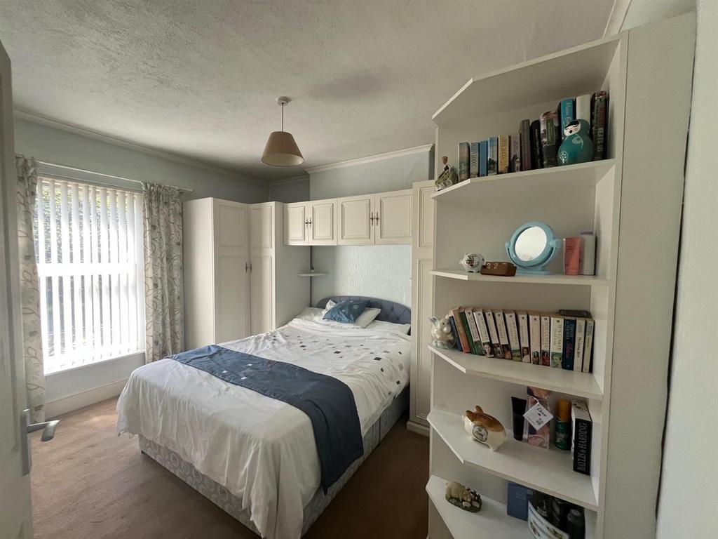 Thumbnail IMG 4963.jpg