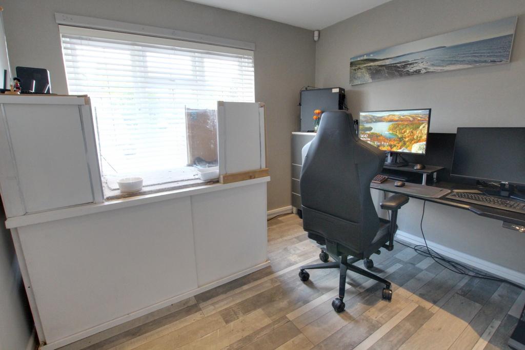 Dining room / study