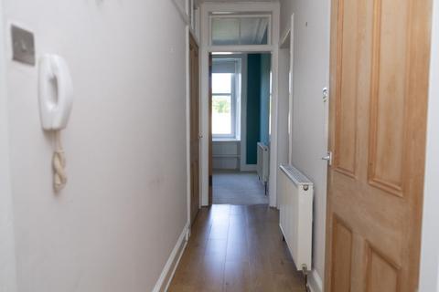 2 bedroom flat to rent, Southfield Place, Portobello, Edinburgh, EH15