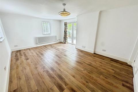 2 Applegate, St Mary Bourne, Andover, SP11 6DT
