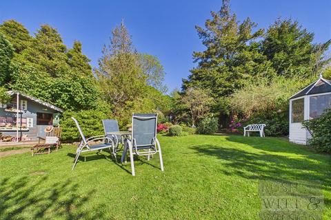4 bedroom detached house for sale, Parkwood Road, Hastings
