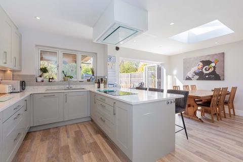 4 bedroom semi-detached house for sale, Highfield Road, Maidenhead