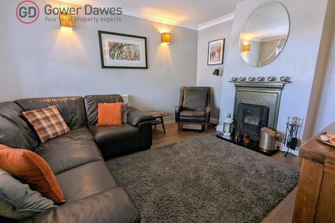 16 Cedar Road, Grays, RM16 4SX