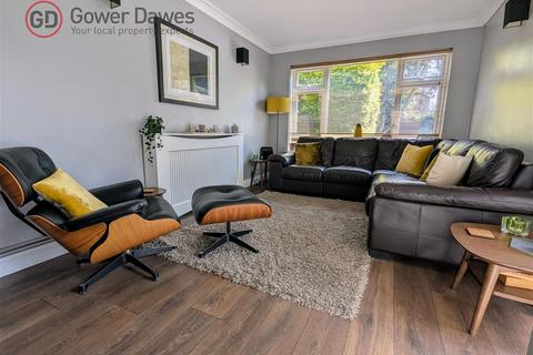 16 Cedar Road, Grays, RM16 4SX