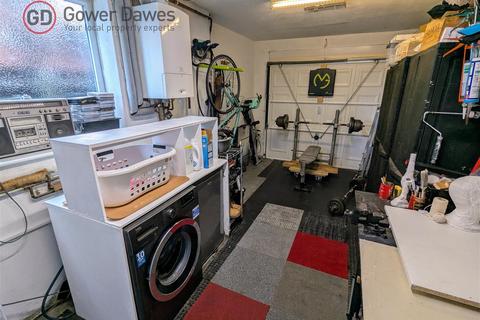 16 Cedar Road, Grays, RM16 4SX