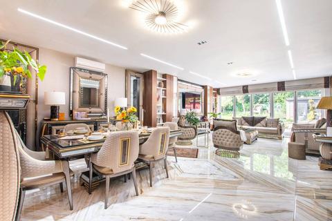 undefined, Ashness Gardens, Sudbury, Greenford, UB6