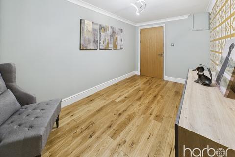2 bedroom apartment for sale, Carnoustie Street, Glasgow, City of Glasgow, G5 8PN