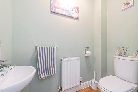 103 Foxdown, Overton, Basingstoke, RG25 3JQ