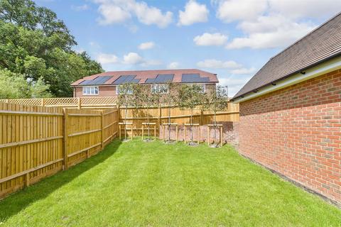 3 bedroom semi-detached house for sale, Willowhurst, Temple Gate, Burgess Hill, West Sussex