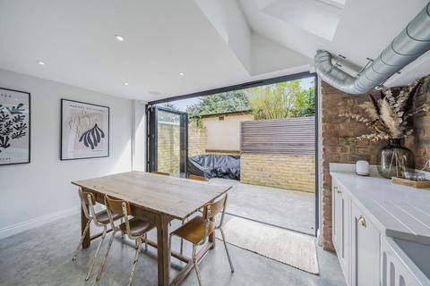 27 Quentin Road, London, SE13 5DQ