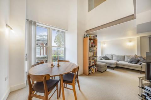 2 bedroom flat for sale, Cadogan Road, Woolwich, London, SE18