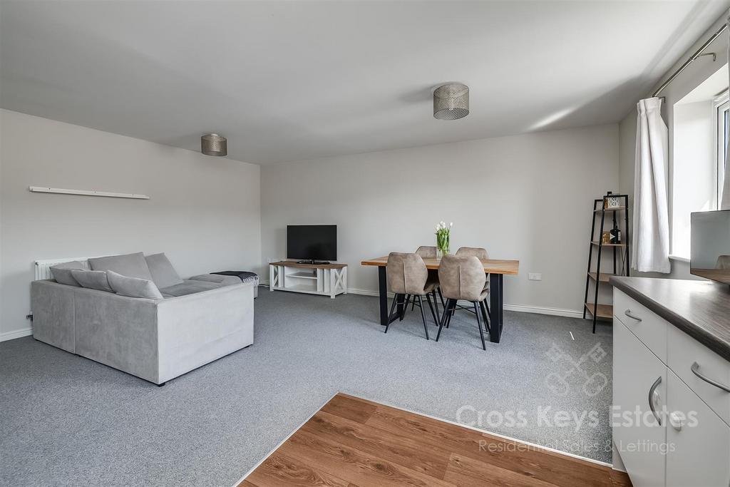 Sitting Room/Kitchen