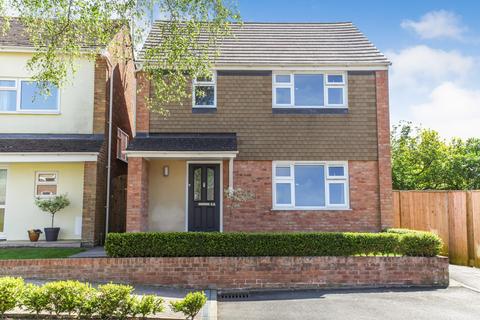 3 bedroom detached house for sale, Davies Road, Moreton-in-Marsh, Gloucestershire. GL56 0HR