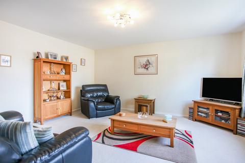 3 bedroom detached house for sale, Davies Road, Moreton-in-Marsh, Gloucestershire. GL56 0HR