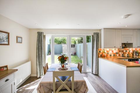 3 bedroom detached house for sale, Davies Road, Moreton-in-Marsh, Gloucestershire. GL56 0HR