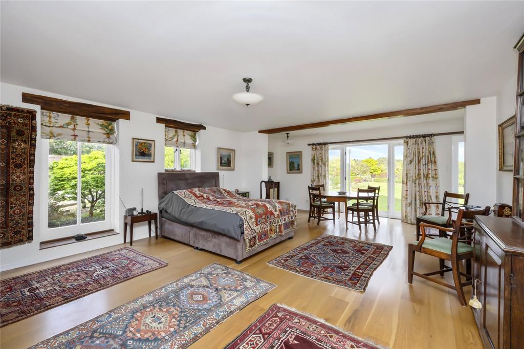 Reception/Bedroom