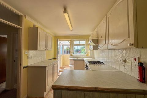 36 Beauxfield, Whitfield, Dover, CT16 3JQ