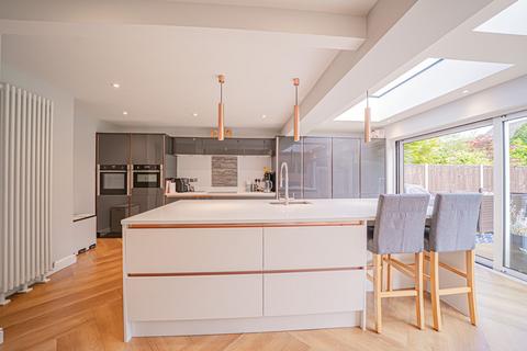 25 Crabmill Close, Knowle, Solihull, B93 0NW