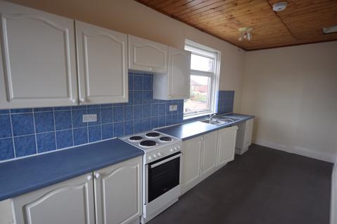 3 bedroom maisonette to rent, Headroomgate Road, Lytham St. Annes