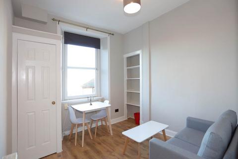 1 bedroom flat to rent, Hawthornvale, Edinburgh,