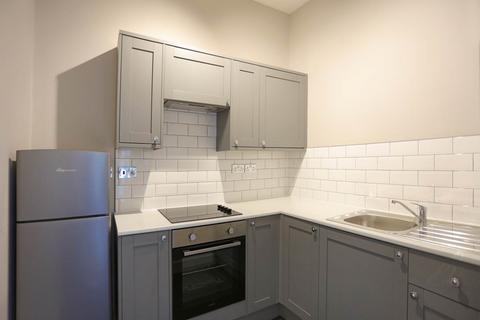 1 bedroom flat to rent, Hawthornvale, Edinburgh,