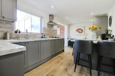 55 Cherry Tree Road, Cricklade, Swindon, SN6 6ES