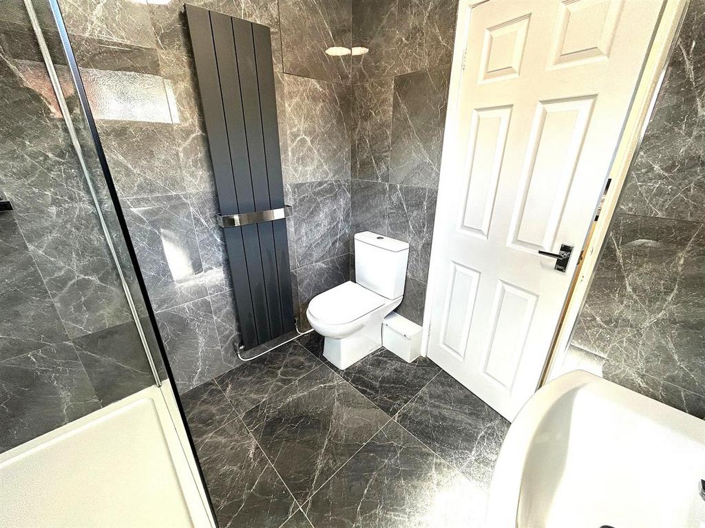 Bath 1.jpg