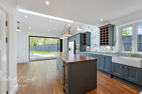 5 bedroom detached house for sale, Cleanthus Road, London