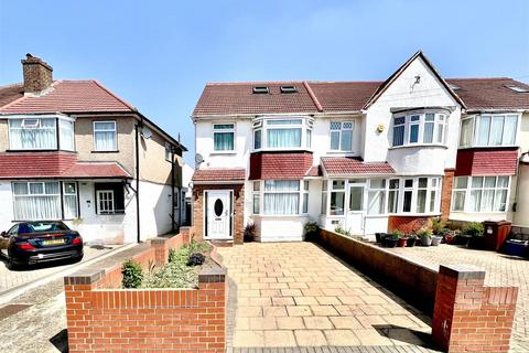undefined, Ellerdine Road, Hounslow TW3