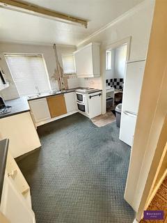 3 Friars Road, Lundwood, Barnsley, S71 5NE