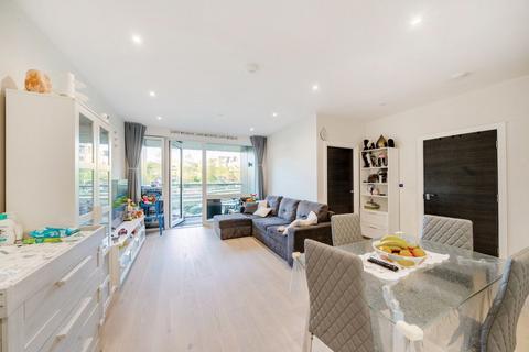 1 bedroom flat for sale, 18 Royal Engineers Way, london NW7