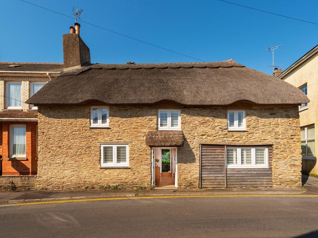 The Old Dairy, Stoke Fleming Front Elevation