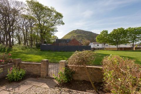 5 Couper Avenue, North Berwick, EH39 4DZ