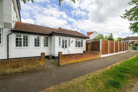 1 bedroom maisonette for sale, Endlebury Road, North Chingford