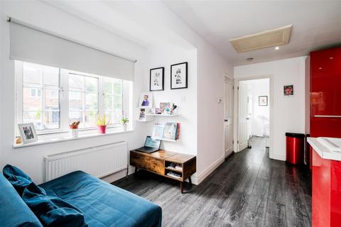 1 bedroom maisonette for sale, Endlebury Road, North Chingford