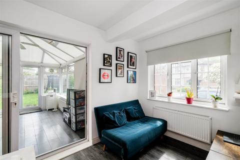 1 bedroom maisonette for sale, Endlebury Road, North Chingford