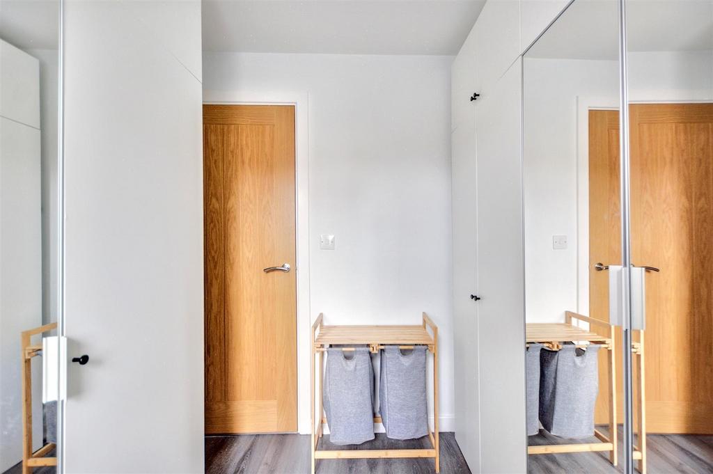 Bedroom 4 2.jpeg