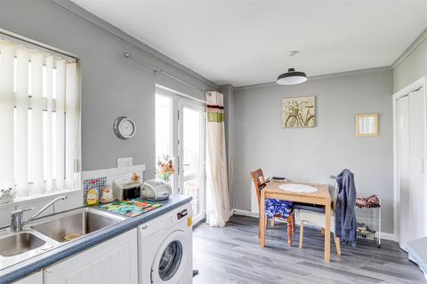 24 Acton Road, Arnold, Nottingham, NG5 7AD
