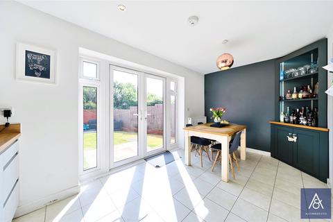 17 Badger Close, Brackley, NN13 6QX