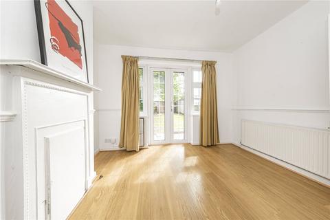 28 Victoria Gardens, Hounslow, TW5 9DE